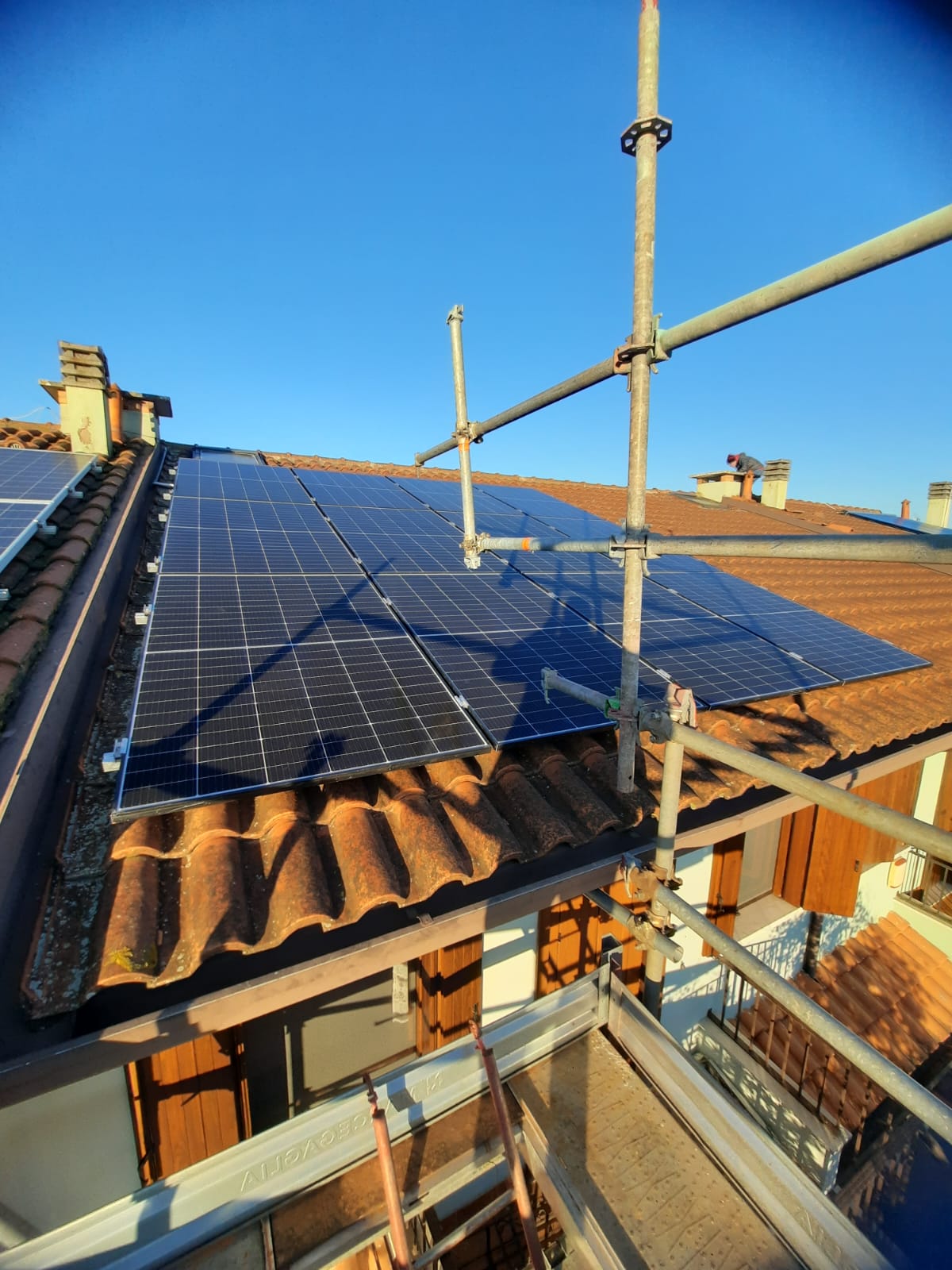 Impianto fotovoltaico da 5,1 Kwp e accumulo a Lendinara (RO)